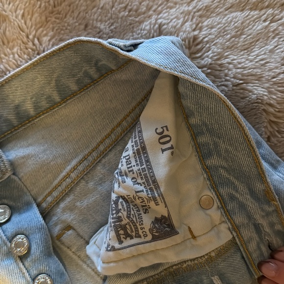 Levi’s 501 Jeans - Picture 4 of 8